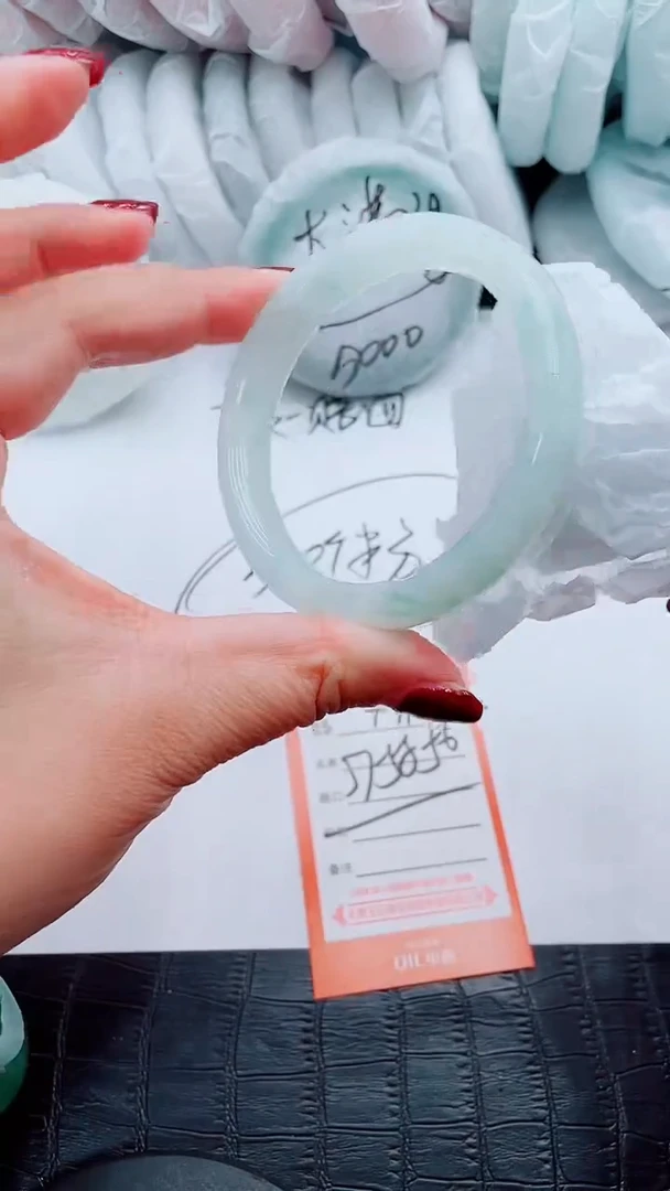 【闪购商品】石英质玉手镯未镶嵌T11-58-57