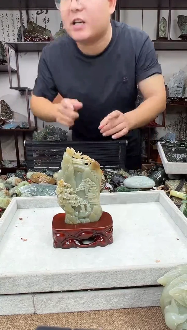 未镶嵌和田玉摆件1