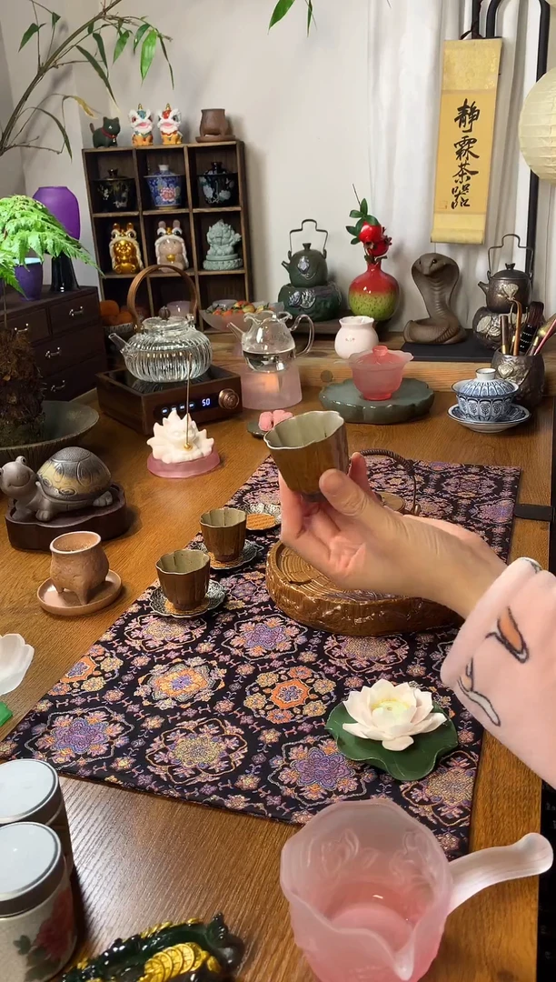 【闪购商品】匠釉花瓣品茗杯小