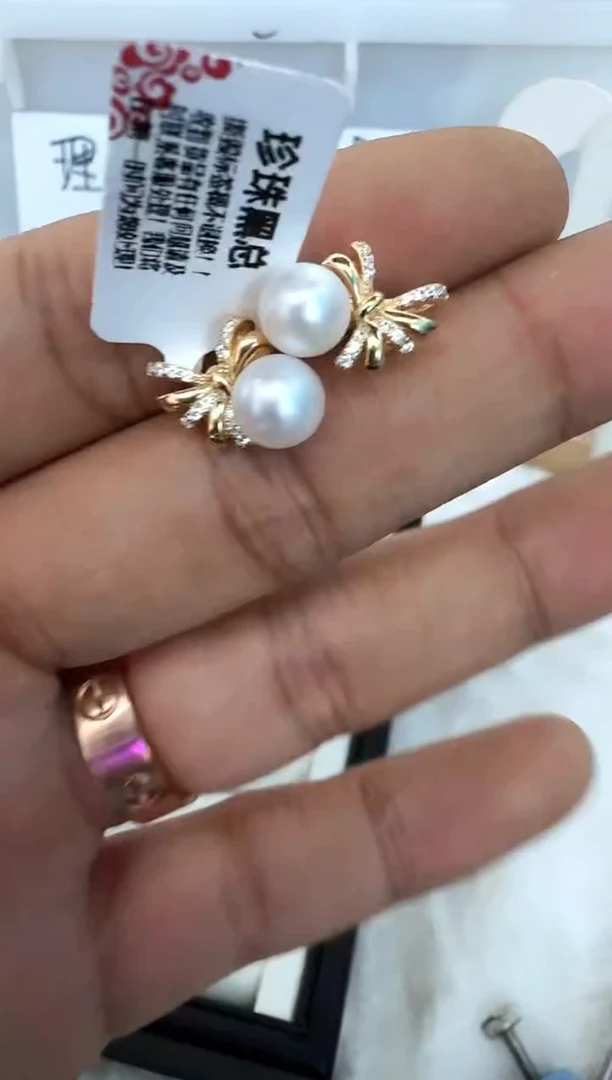 【闪购商品】海水珍珠耳饰银S925镶嵌耳钉