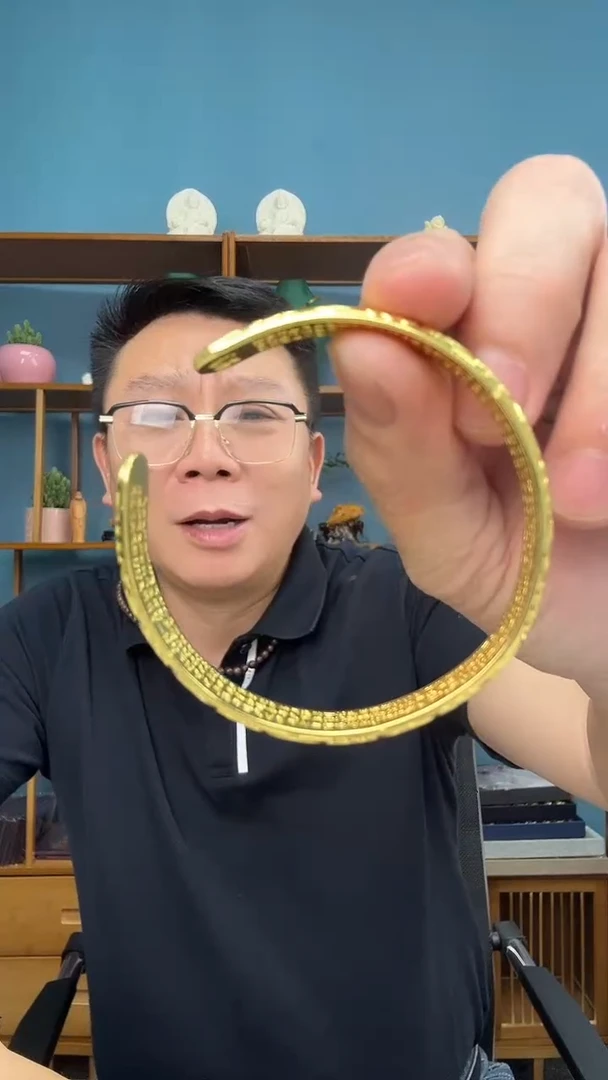 未镶嵌琥珀裸石33（有瑕介意勿拍）