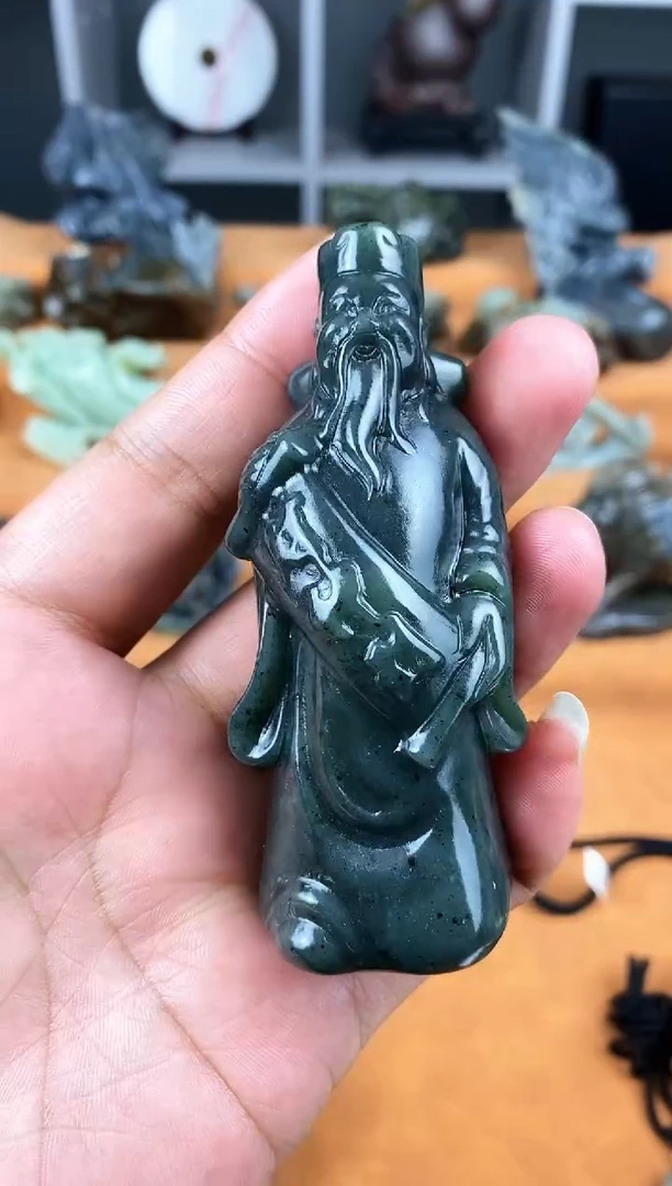 颈饰未镶嵌和田玉1