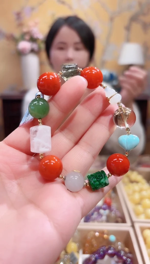 18K金镶嵌手串水晶多宝设计款14+