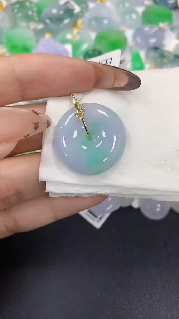 颈饰18K金镶嵌翡翠a货假一赔三支持复检百元上9元证书费自理