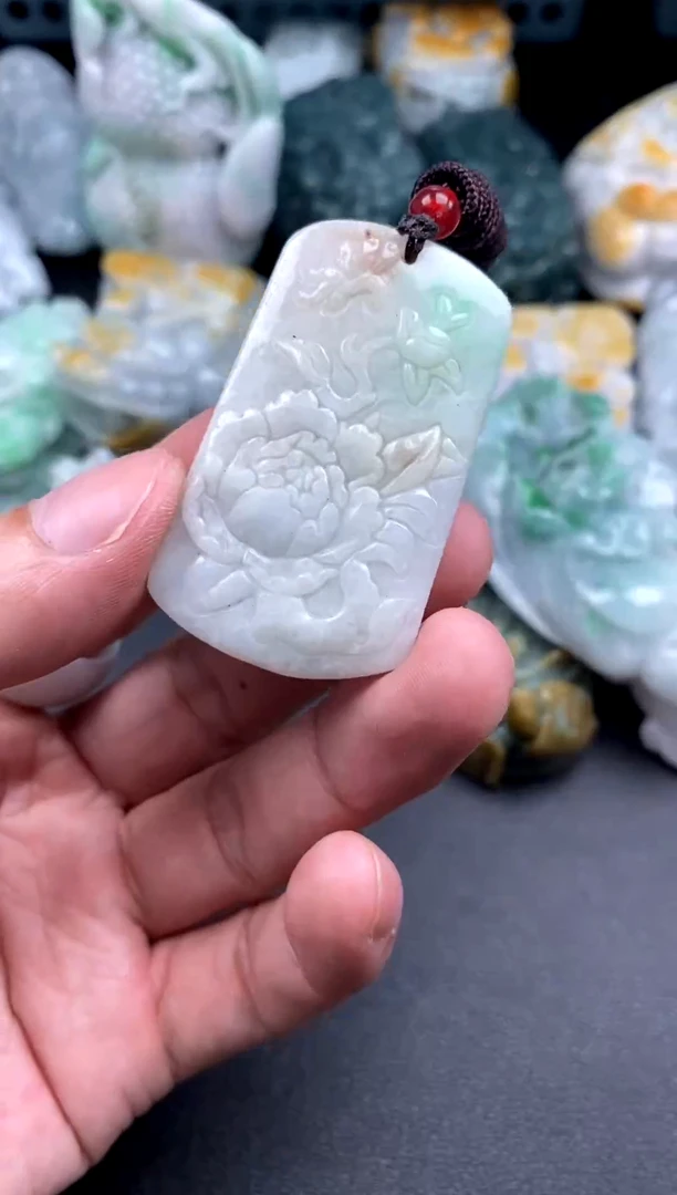 吊坠(不含链)未镶嵌翡翠1