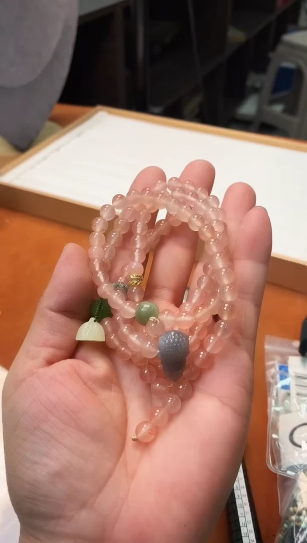 颈饰未镶嵌南红玛瑙Z58