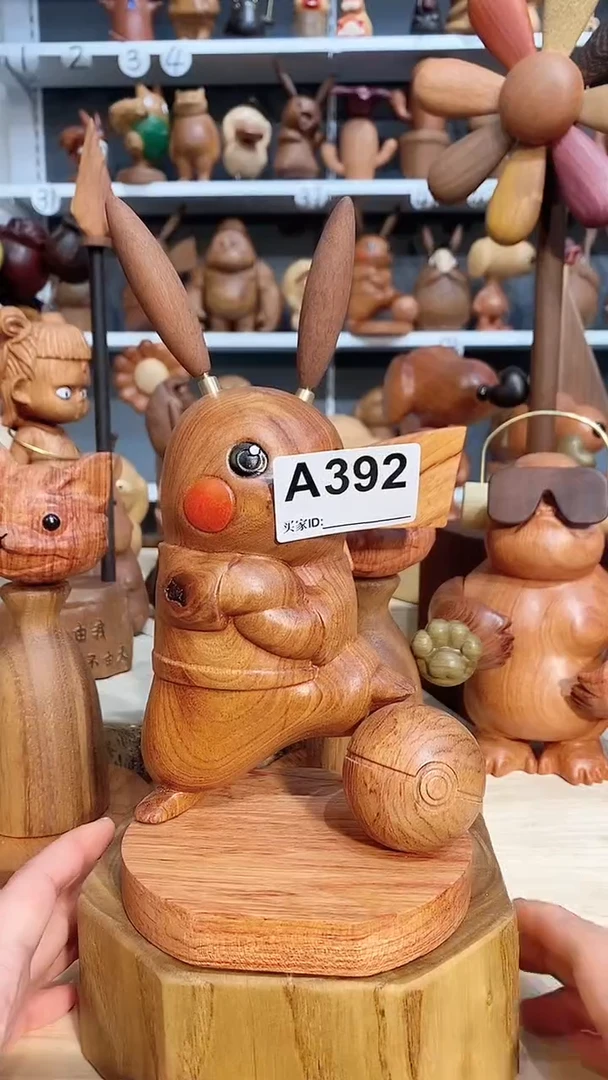 【闪购商品】木木雕摆件可爱卡通
