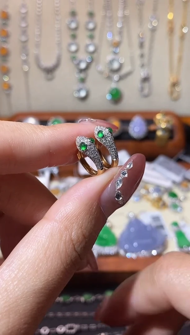 【闪购商品】翡翠耳饰18K金镶嵌耳饰