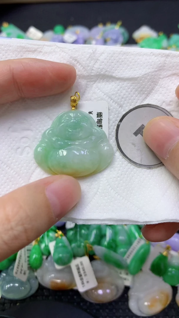 颈饰未镶嵌翡翠天然缅甸翡翠A货