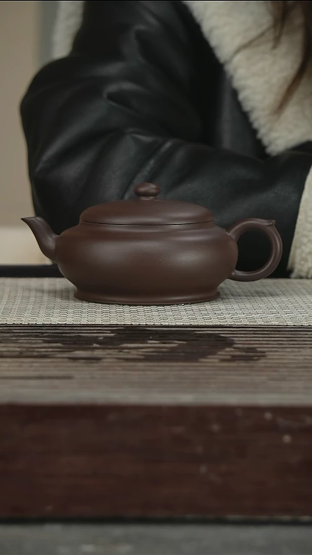 茶壶紫砂56号300CC