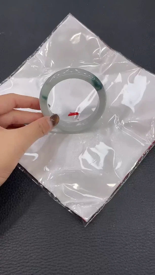 【闪购商品】翡翠手镯未镶嵌手镯