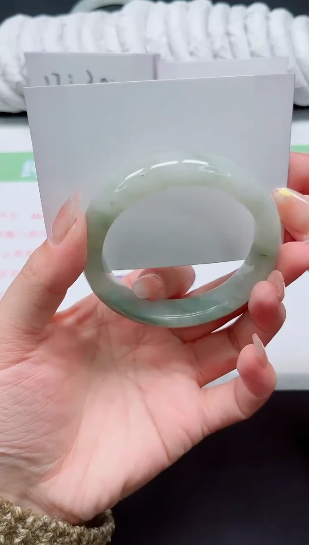 【闪购商品】石英质玉手镯未镶嵌45-58