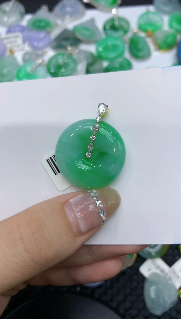 【闪购商品】翡翠颈饰18K金镶嵌222222222