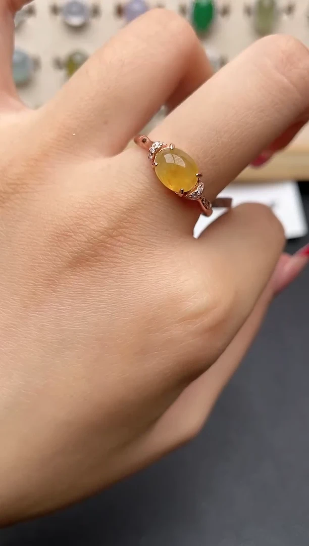 【闪购商品】翡翠戒指银S925镶嵌一物一证一礼盒