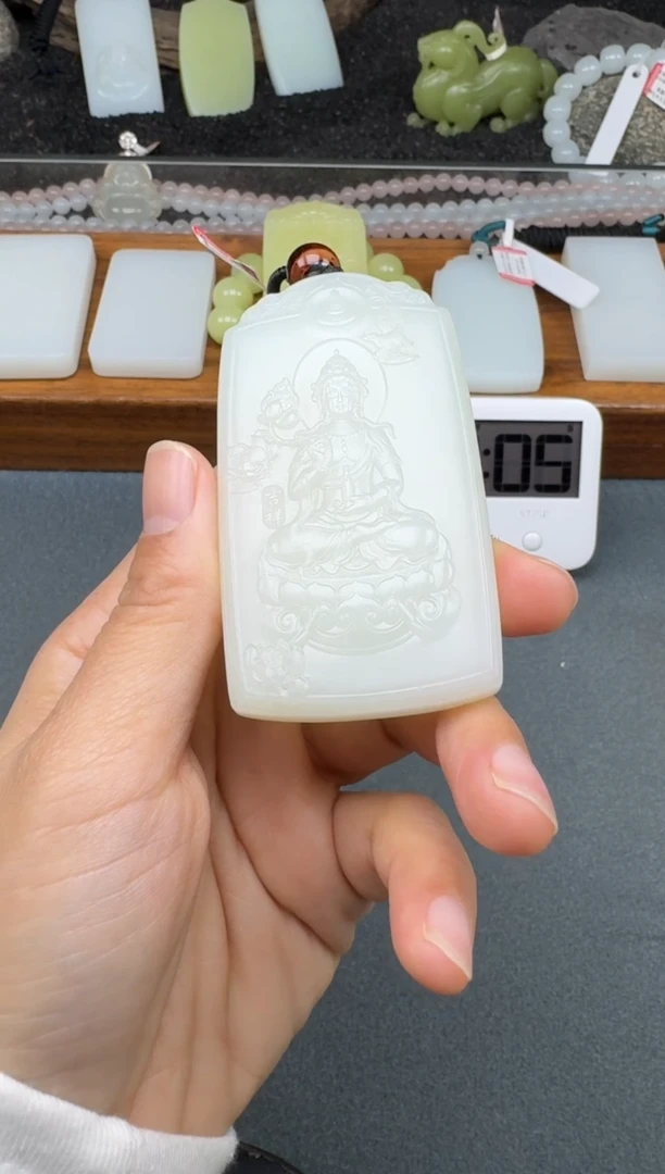 颈饰未镶嵌和田玉2