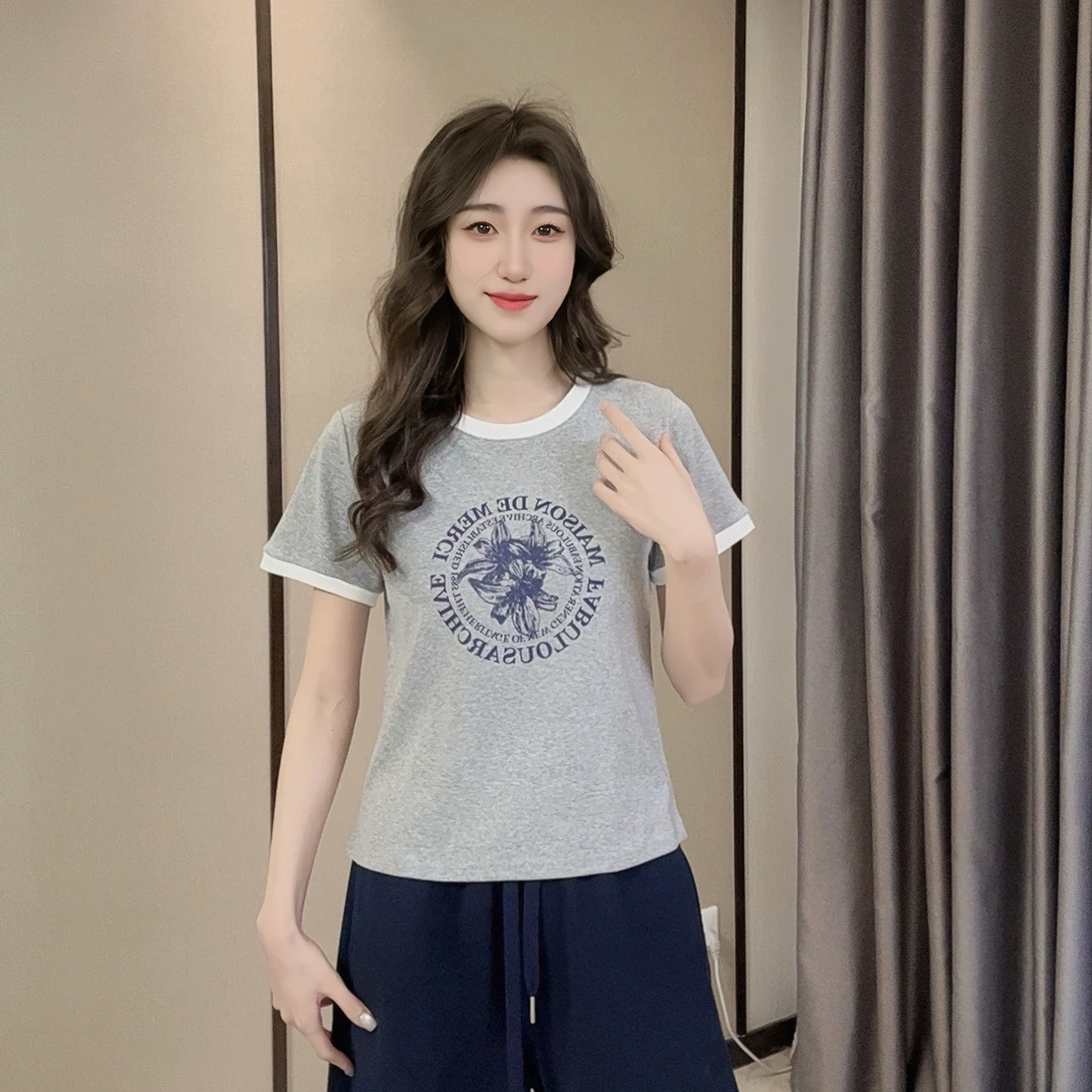 印花小花短袖T恤撞色领子显瘦气质时尚休闲百搭夏季圆领韩版减龄