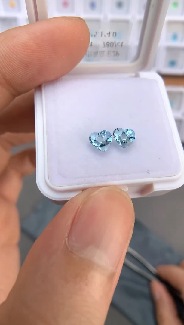 未镶嵌裸石定制海蓝宝石1.38ct 04078