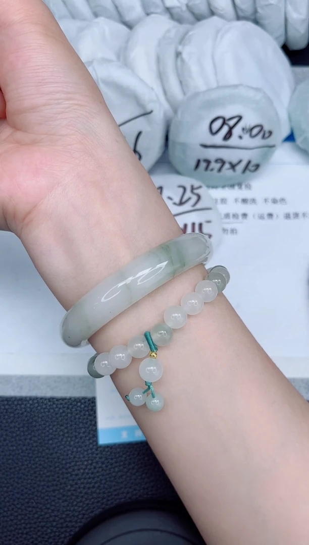 石英质玉手镯未镶嵌14-58.3