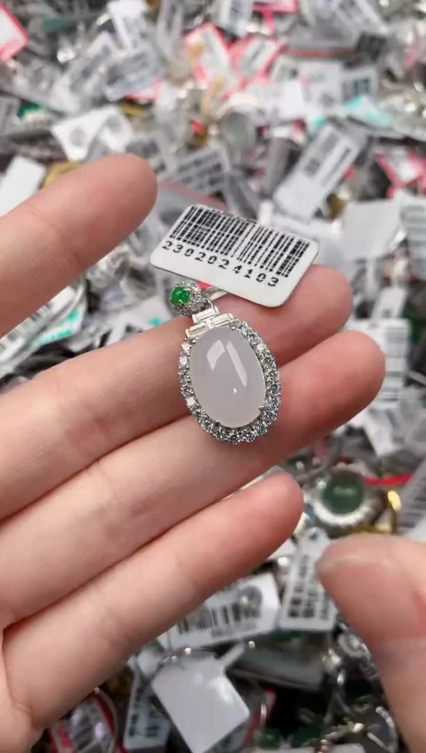 银S925镶嵌戒指翡翠666        6