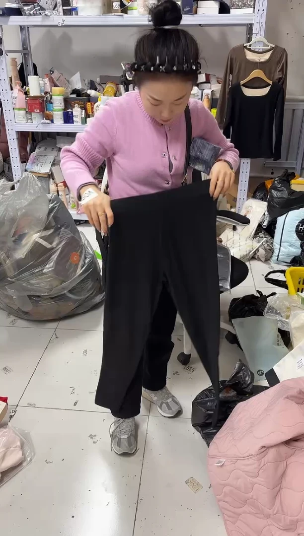 PVC点点小红心 关注主播