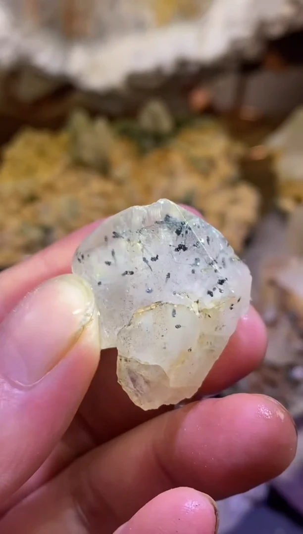未镶嵌珠宝半成品水晶31号四川美姑花园水晶