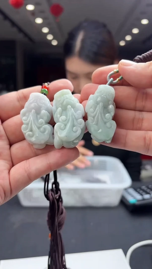 颈饰未镶嵌翡翠10314天然翡翠A货【貔貅】多样性发一个