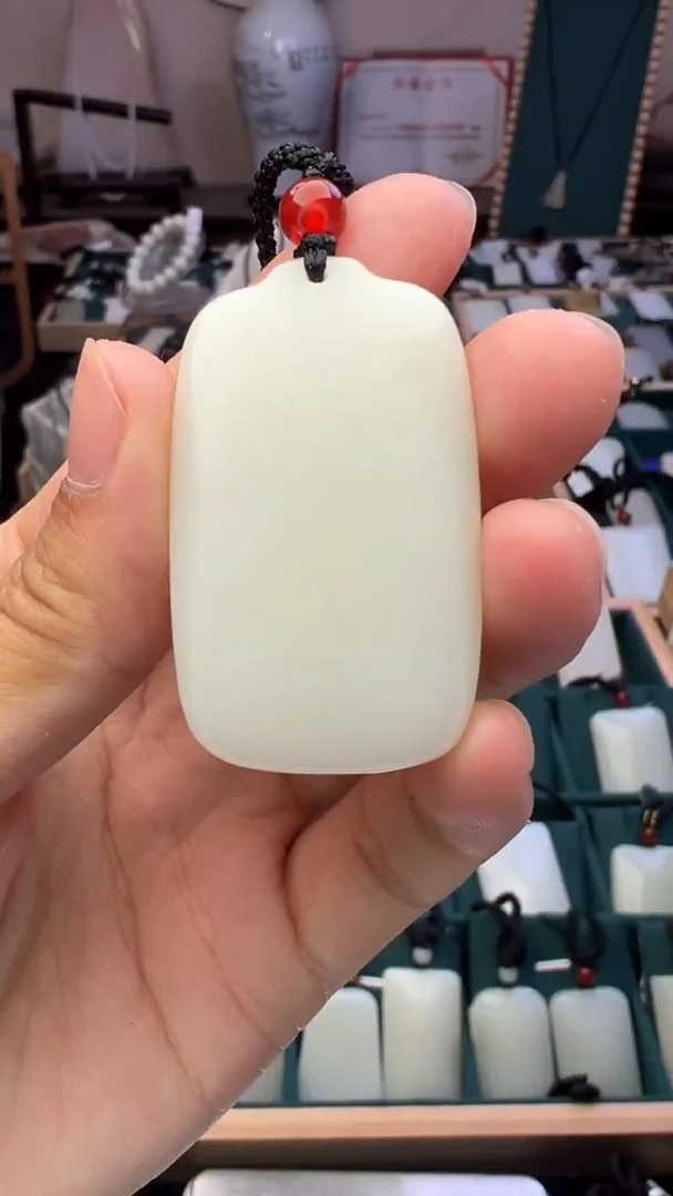 【闪购商品】和田玉颈饰未镶嵌D