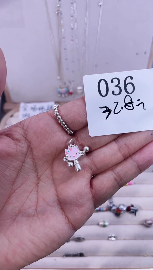 无足银用****7纯银配件036