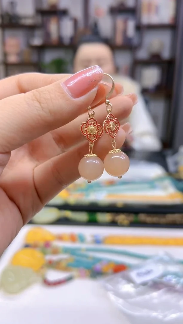 【闪购商品】和田玉耳饰14K金镶嵌E682