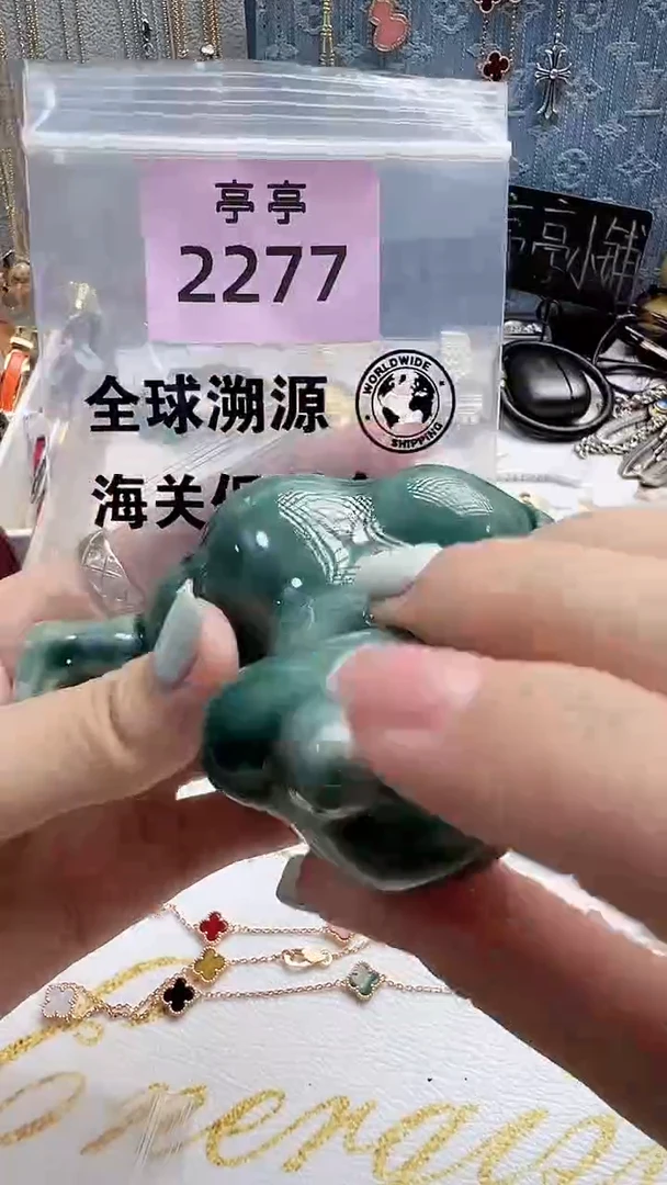 琉璃手工艺品艳**照彧贤聚宝阁彧贤聚宝阁