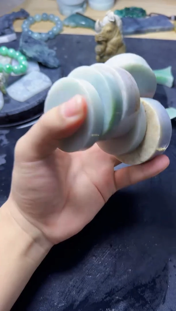 【闪购商品】翡翠颈饰未镶嵌013发其一