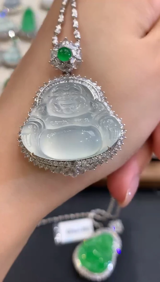吊坠(不含链)18K金镶嵌翡翠赵***?q63