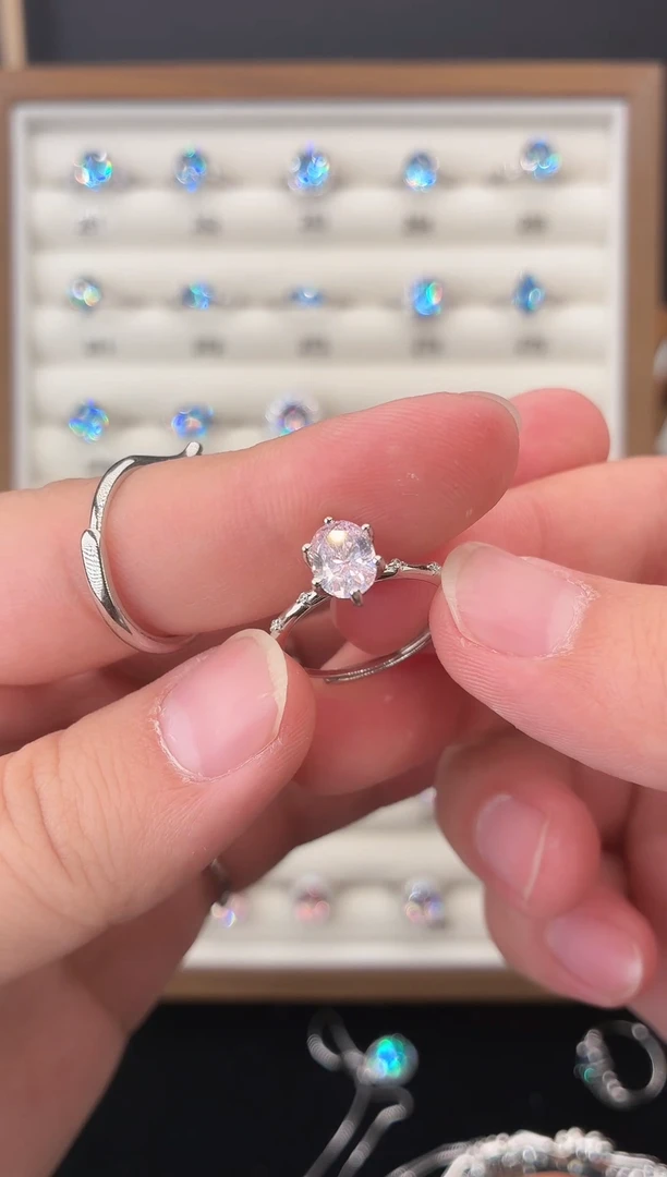 银S925镶嵌戒指绿柱石1111111111