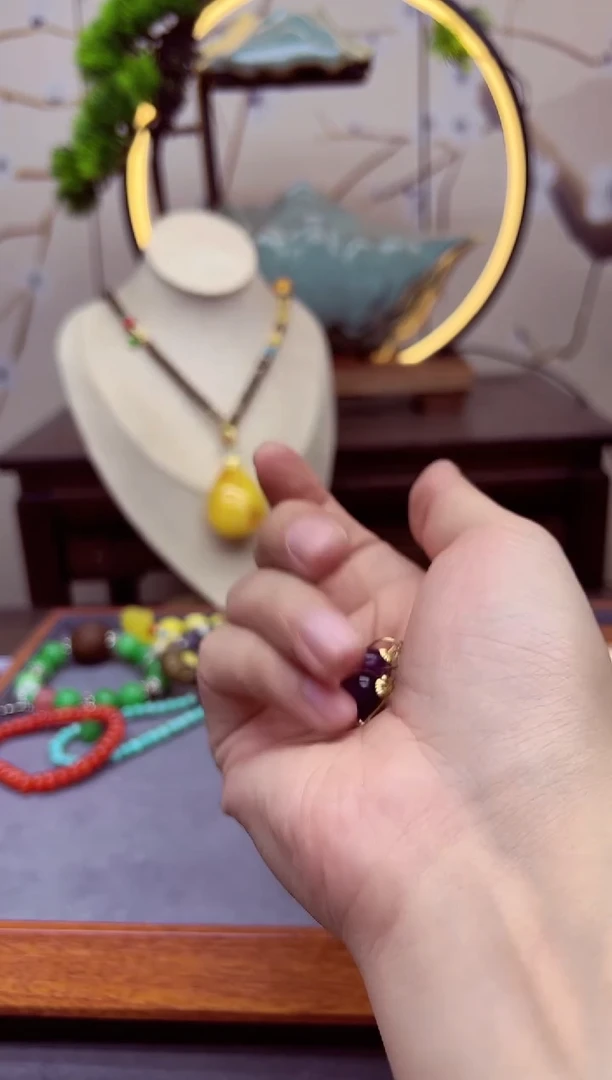 【闪购商品】紫晶耳饰14K金镶嵌e17```````