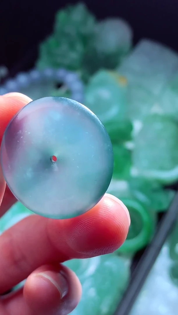 未镶嵌定制翡翠无*?翡翠毛货定制