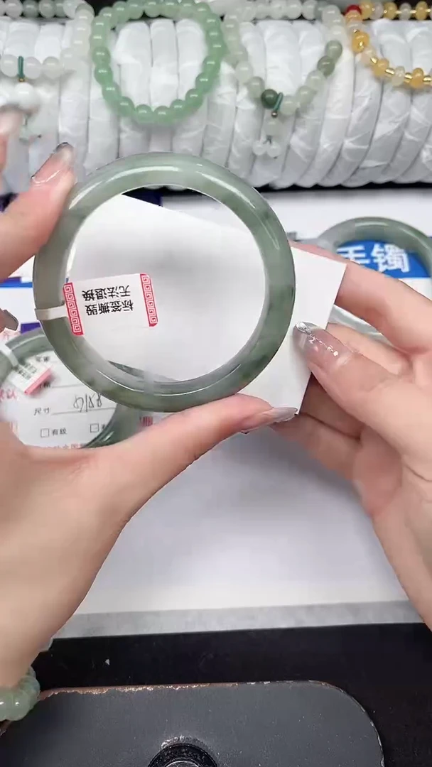 未镶嵌手镯石英质玉352-58/59