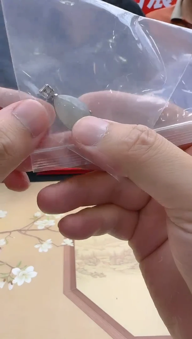 翡翠银S925镶嵌颈饰吊坠