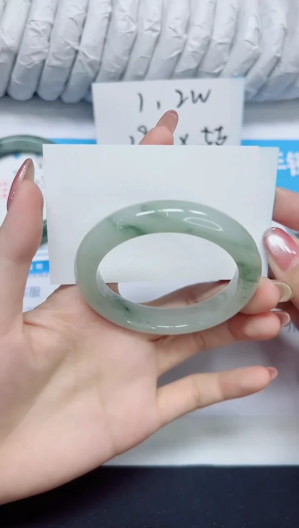 石英质玉手镯未镶嵌109/52