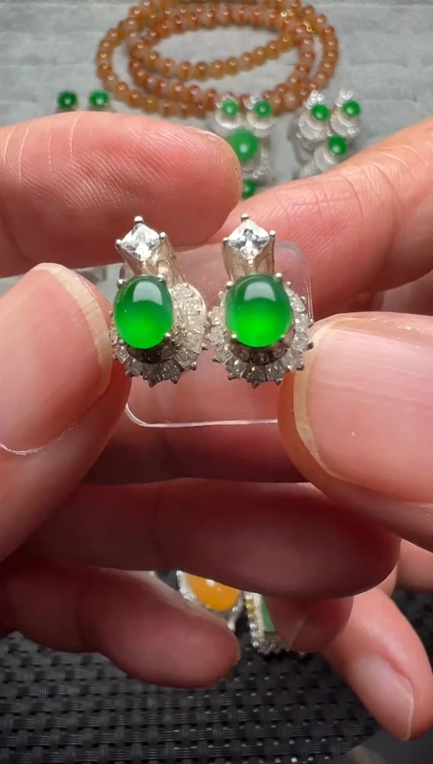 未镶嵌定制翡翠缅甸A货翡翠