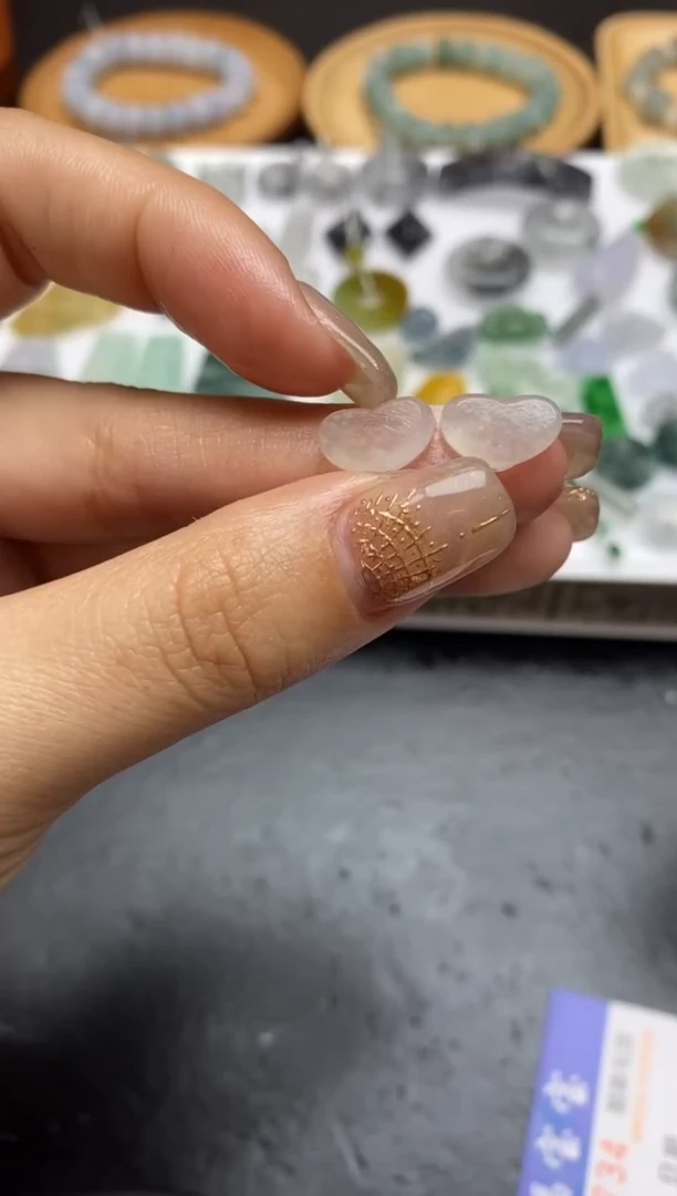 【闪购商品】定制翡翠未镶嵌翡翠毛货~