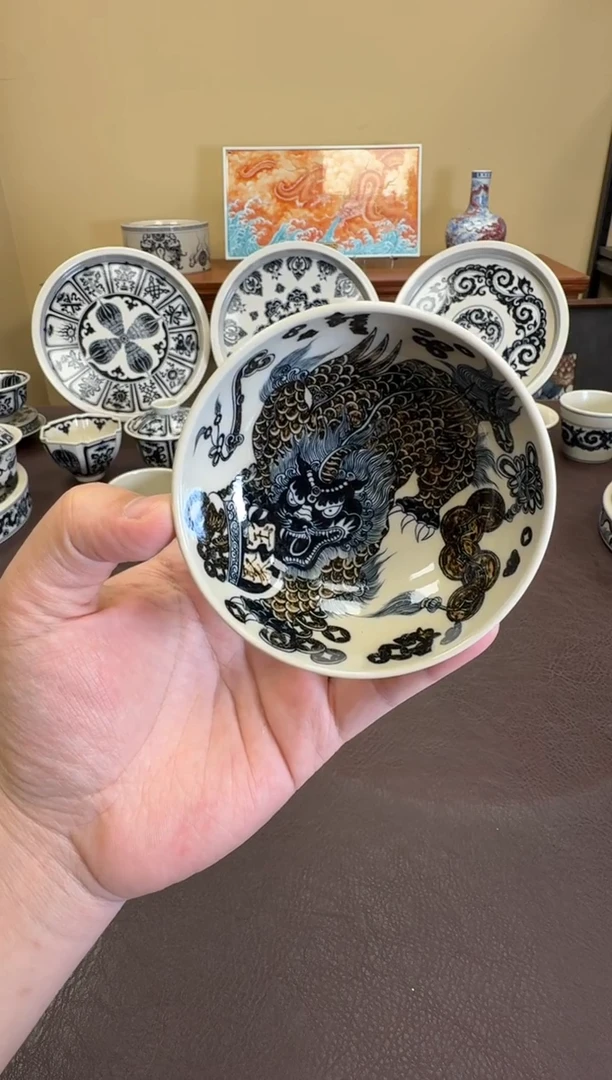 二号釉貔貅纹普洱杯