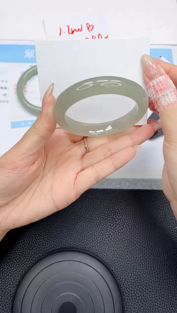 石英质玉手镯未镶嵌105-54.6