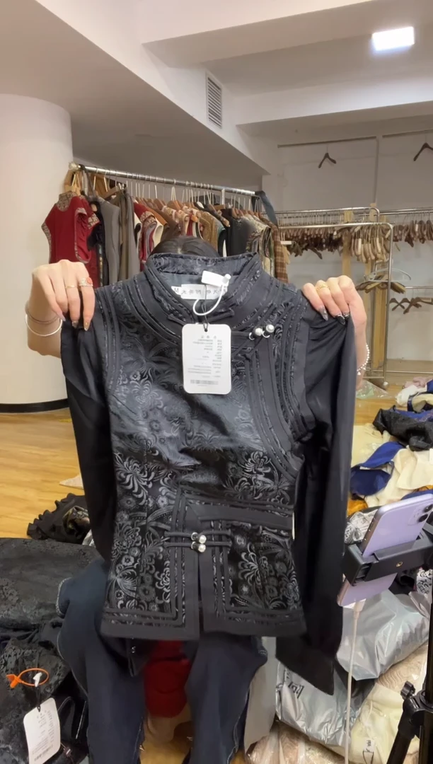 M码       90-105斤  纱袖