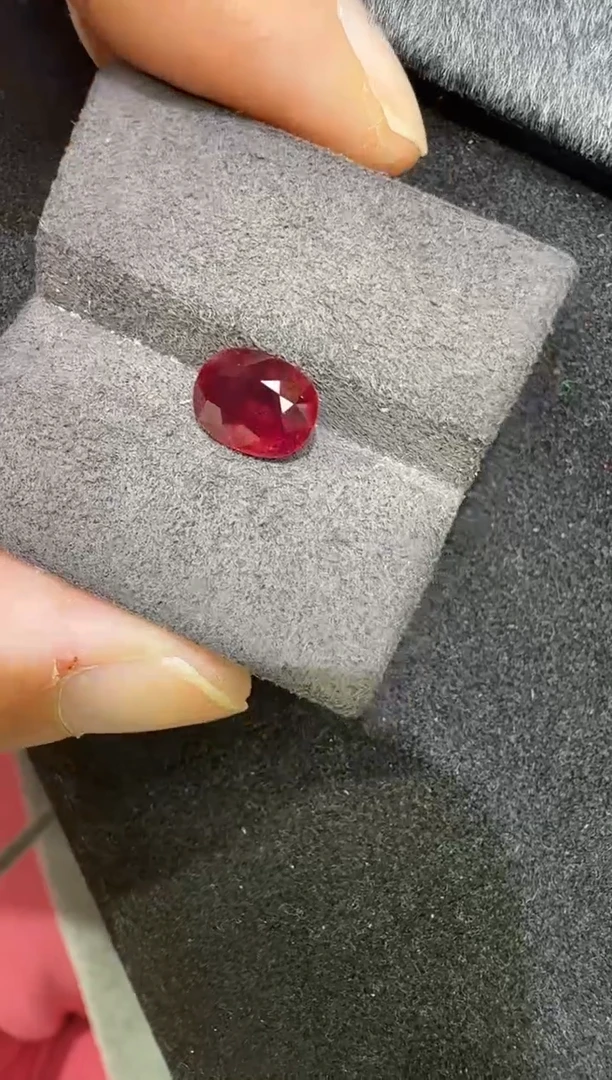未镶嵌定制定制红宝石天然2.01克拉无烧鸽血红aigs