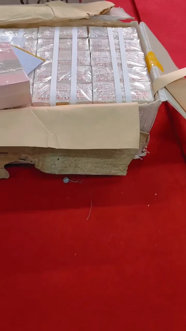 【闪购商品】005整捆千张连号 银行保真鉴定