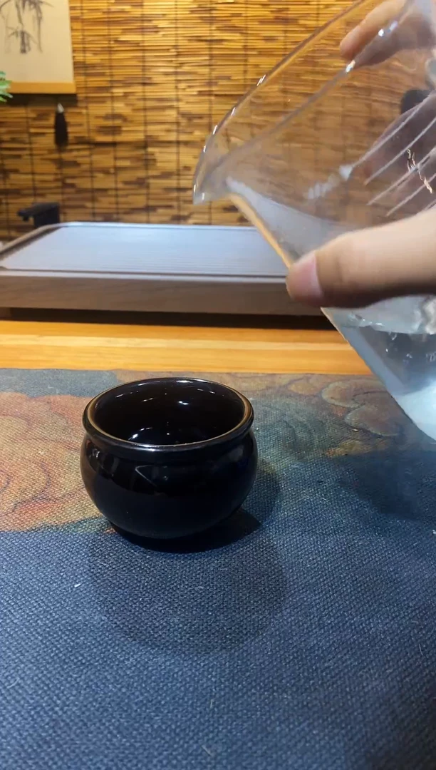 山隐青瓷气烧杯子 风水缸杯 70