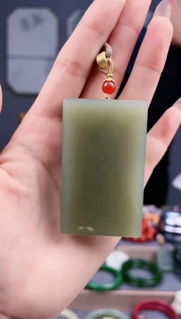 【闪购商品】和田玉颈饰未镶嵌AA多样性发货