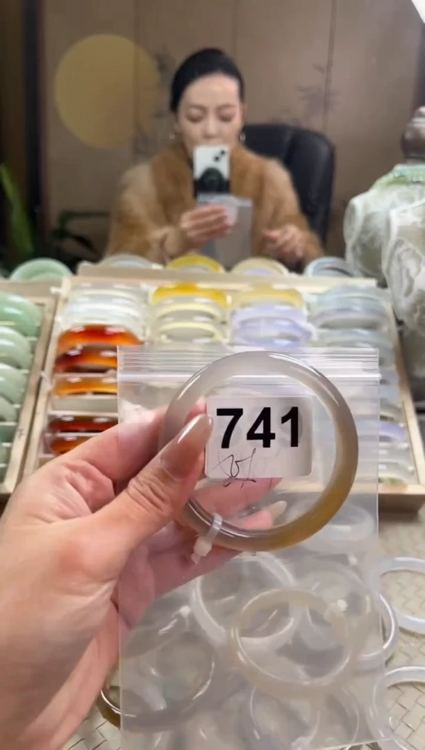 手镯玛瑙/玉髓未镶嵌741