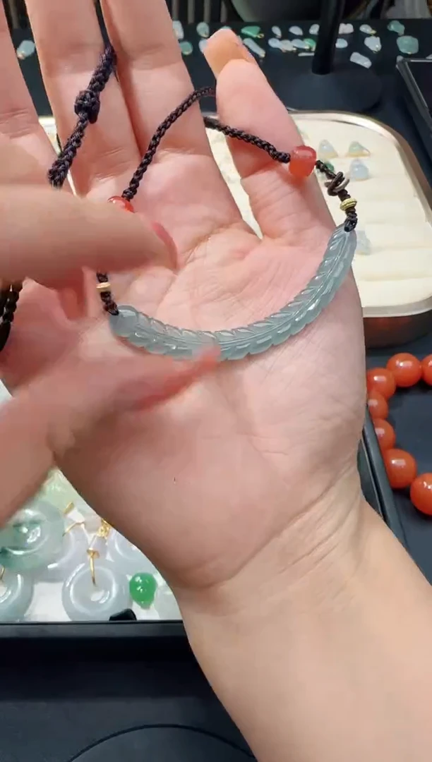 【闪购商品】翡翠颈饰未镶嵌TZG0115131