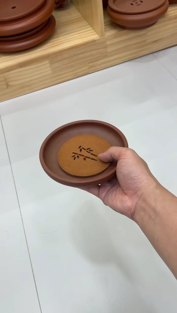 【闪购商品】老紫泥壶承，送藤垫一个。。。